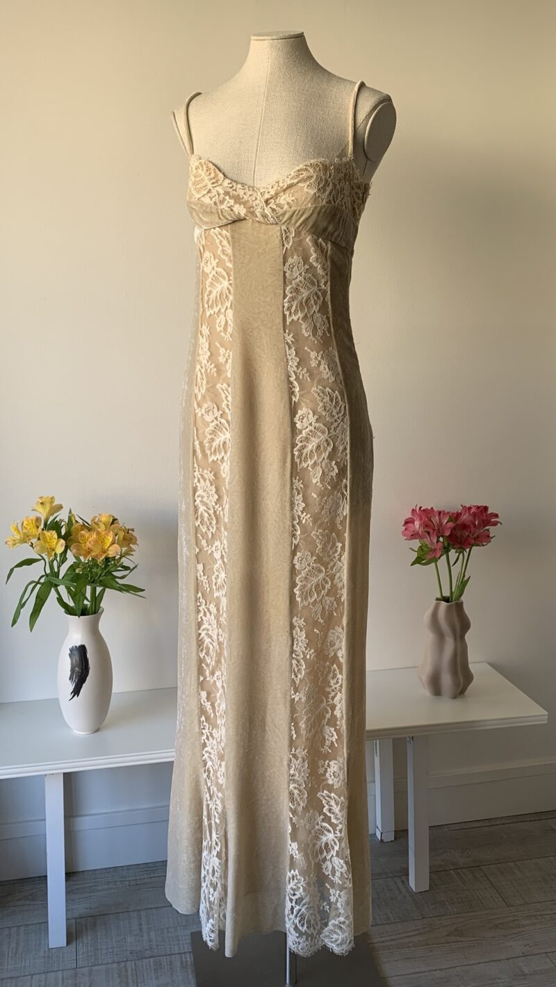 Valentino circa SS 1996 beige lace maxi gown